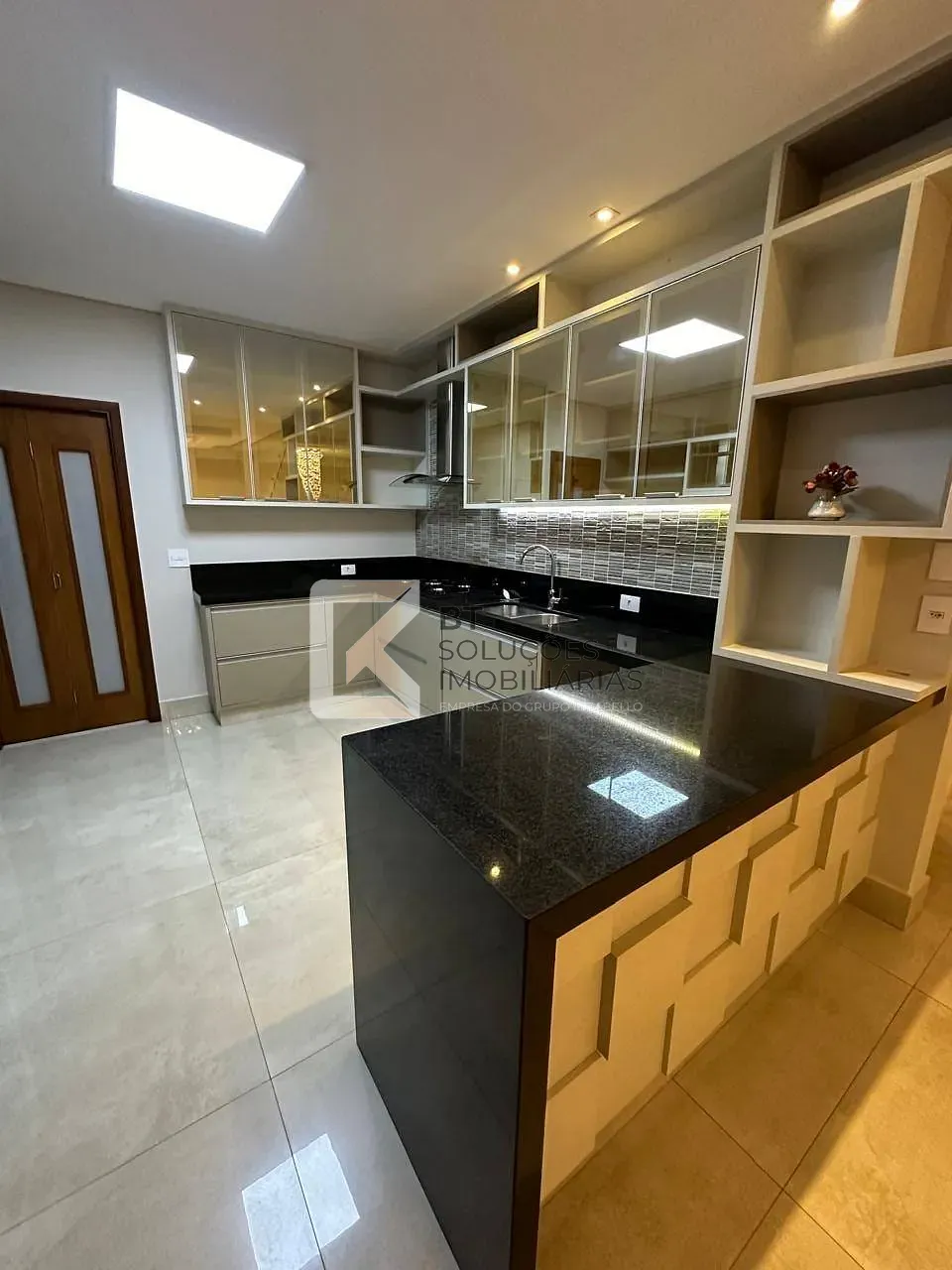 Casa, 4 quartos, 290 m² - Foto 10
