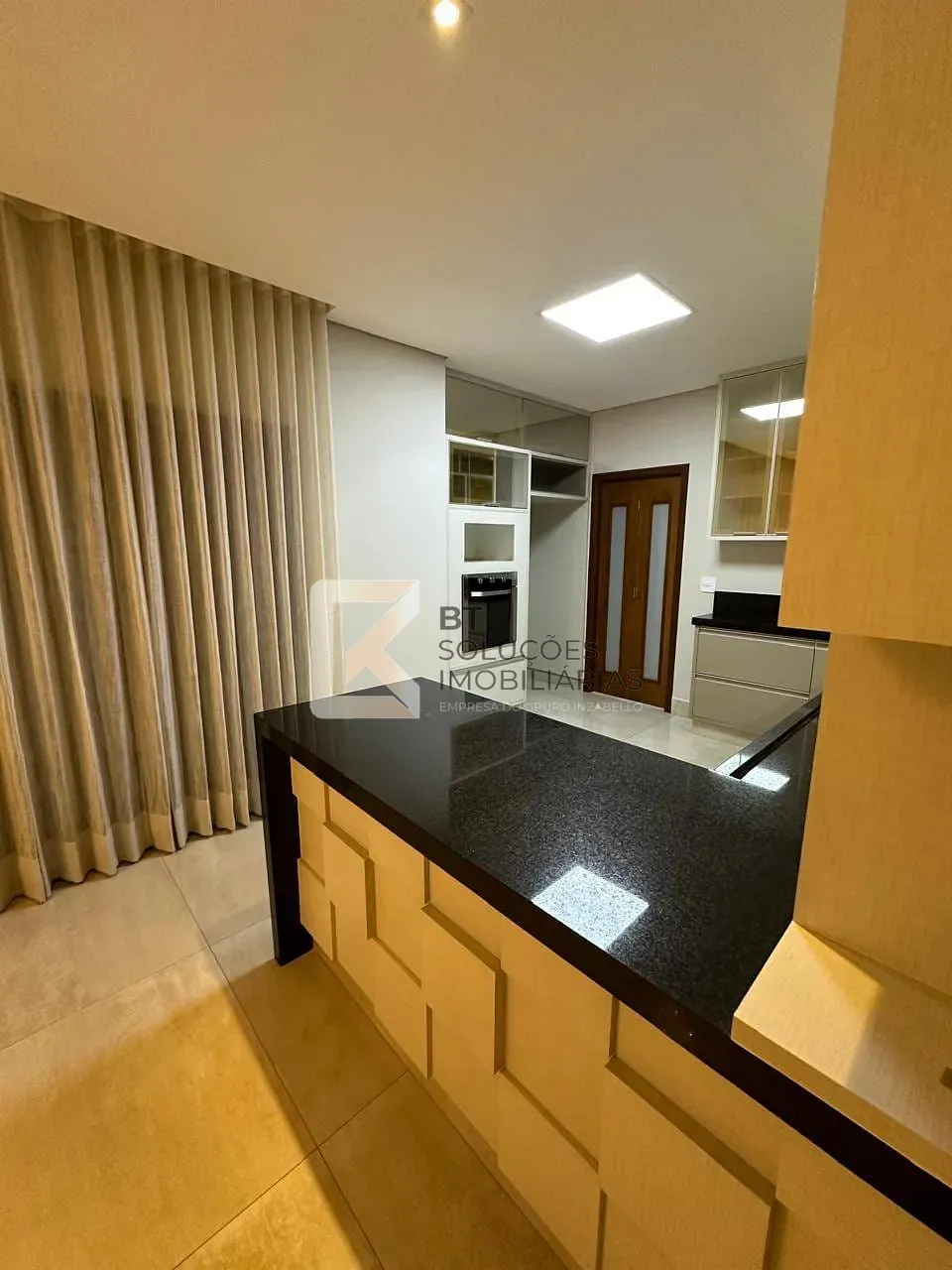 Casa, 4 quartos, 290 m² - Foto 11