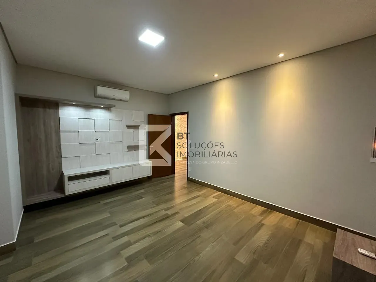 Casa, 4 quartos, 290 m² - Foto 17
