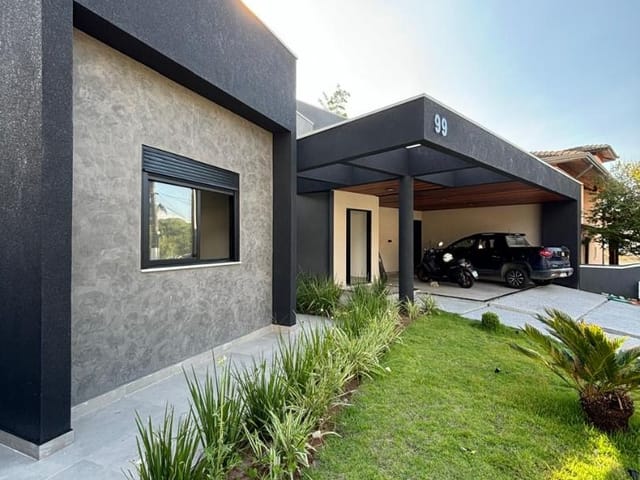 Casa com 670m² 4 quartos e 6 banheiros, à venda, no bairro Urbanova em São José dos Campos