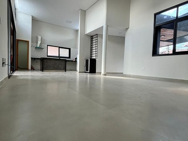 Casa com 670m² 4 quartos e 6 banheiros, à venda, no bairro Urbanova em São José dos Campos