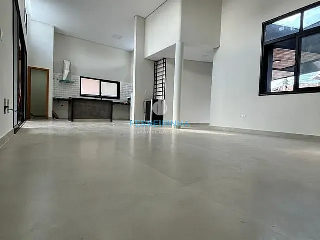 Casa com 670m² 4 quartos e 6 banheiros, à venda, no bairro Urbanova em São José dos Campos
