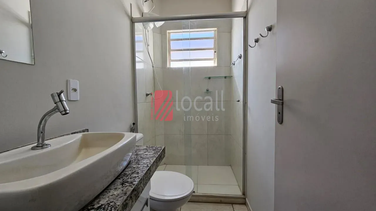 Casa com 3 quartos à venda e aluguel, 142m² — foto 3 de 23