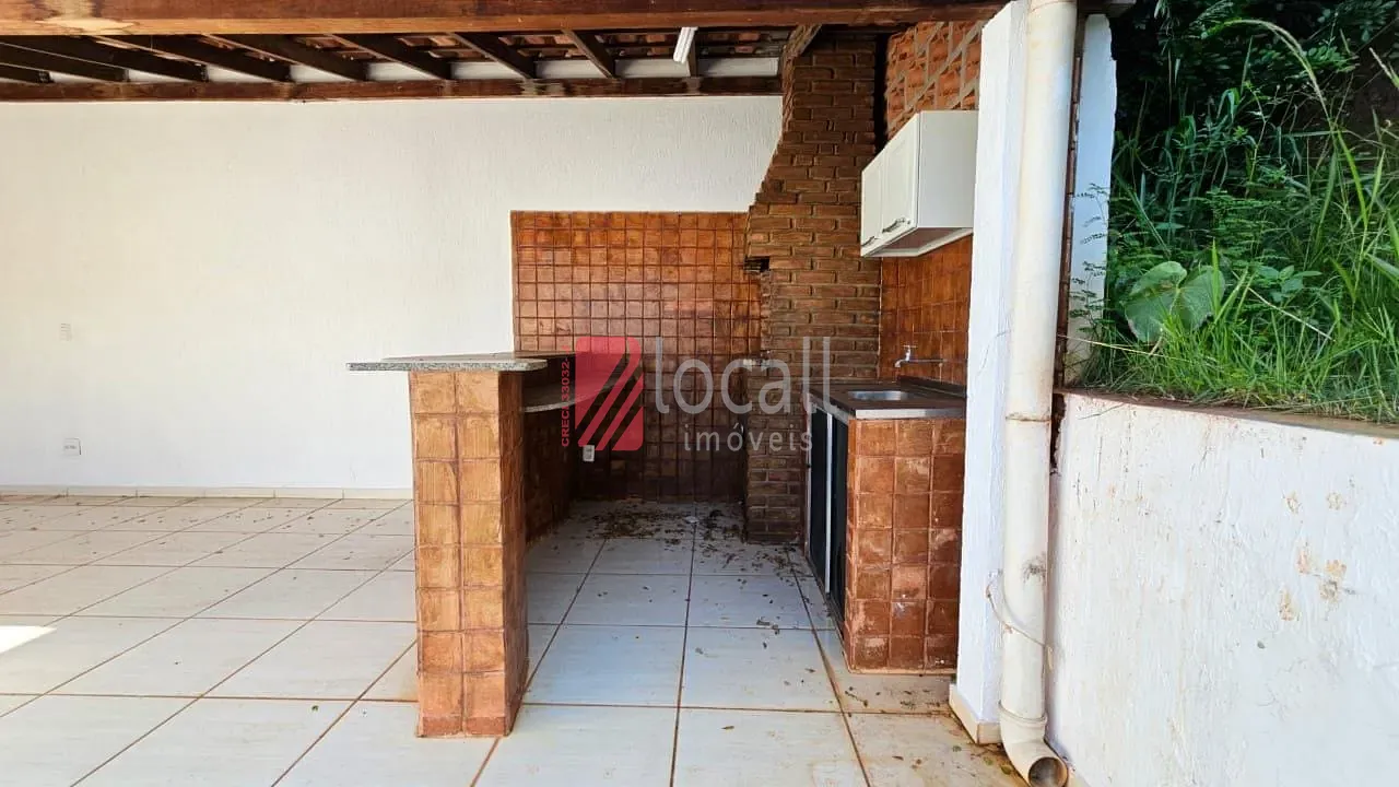 Casa com 3 quartos à venda e aluguel, 142m² — foto 17 de 23