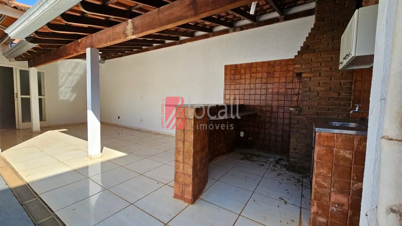 Casa com 3 quartos à venda e aluguel, 142m² — foto 18 de 23