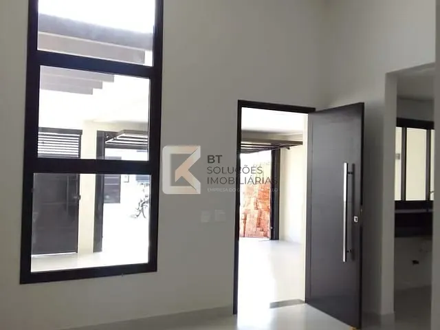Casa com 150m² 3 quartos e 2 banheiros, à venda, no bairro Jardim Bom Sucesso em Indaiatuba