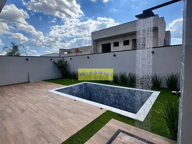 Casa com 250m² 3 quartos e 5 banheiros, à venda, no bairro Jardim Ermida I em Jundiaí