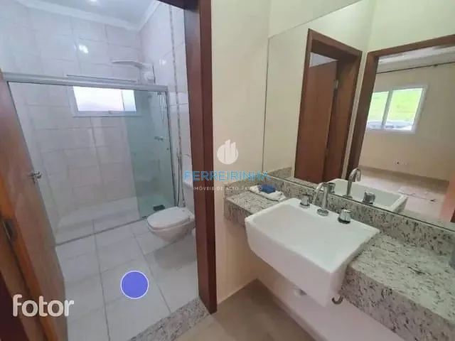 Casa com 252m² 4 quartos e 4 banheiros, à venda, no bairro Urbanova em São José dos Campos
