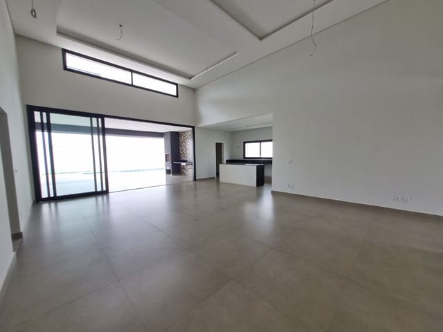 Casa com 608m² 4 quartos e 5 banheiros, à venda, no bairro Colinas do Paratehy em São José dos Campos