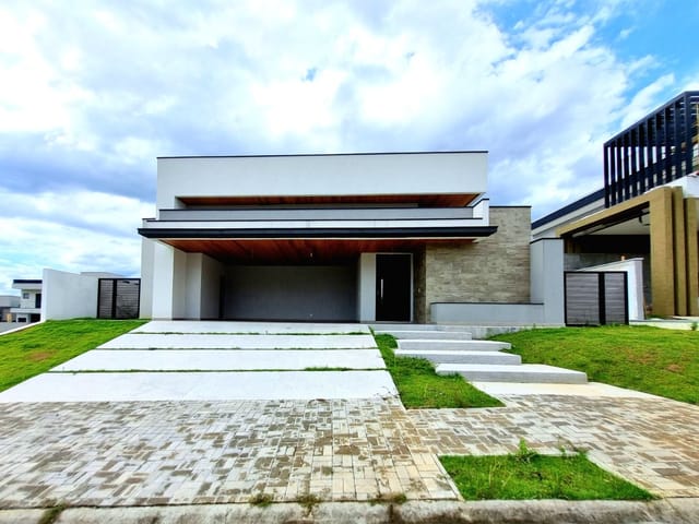Casa com 608m² 4 quartos e 5 banheiros, à venda, no bairro Colinas do Paratehy em São José dos Campos