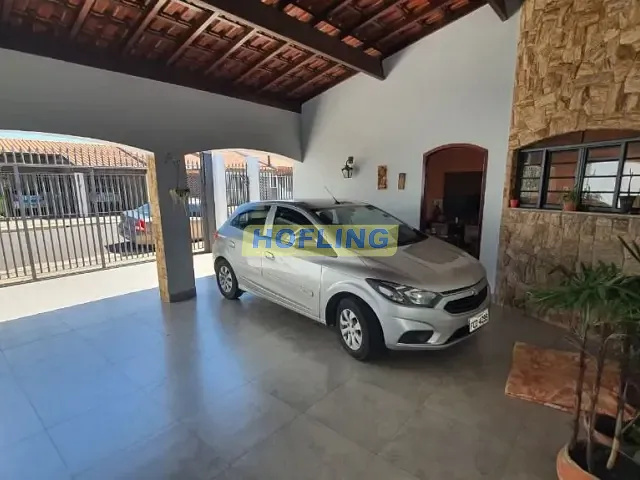 Casa com 300m² 3 quartos e 3 banheiros, à venda, no bairro Jardim Santa Clara I em Rio Claro