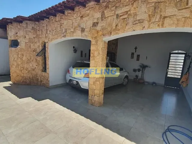 Casa com 300m² 3 quartos e 3 banheiros, à venda, no bairro Jardim Santa Clara I em Rio Claro