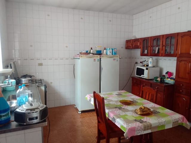 Casa com 263m² 2 quartos e 2 banheiros, à venda, no bairro Jardim Santa Fé (Zona Oeste) em São Paulo