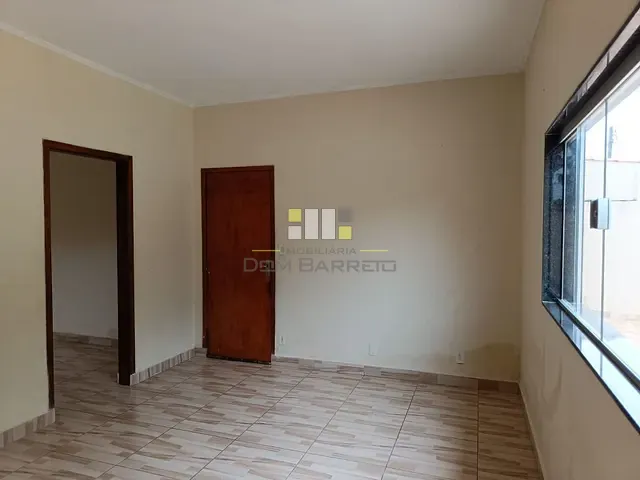 Casa com 250m² 3 quartos e 1 banheiro, à venda, no bairro Parque Residencial Casarão em Sumaré