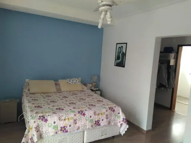 Casa com 250m² 4 quartos e 3 banheiros, à venda, no bairro Jardim Santa Teresa em Taubaté