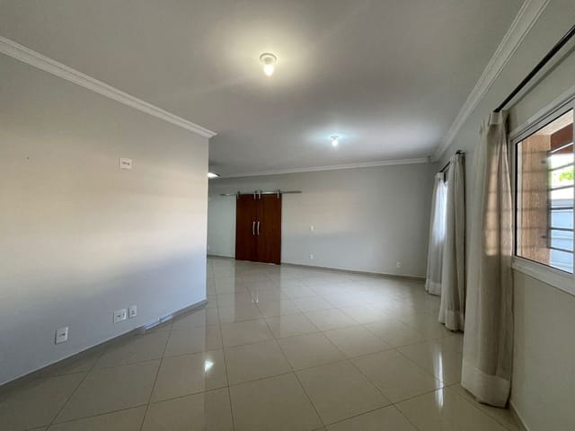 Foto do Casa - Casa à venda e locação 5 Quartos, 4 Suites, 4 Vagas, 669.39M², Jardim Nenê Gomes, Uberaba - MG | ZUCATO IMOBILIARIA LTDA