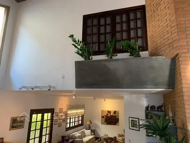 Casa com 360m² 4 quartos e 5 banheiros, à venda, no bairro Jardim das Colinas em São José dos Campos