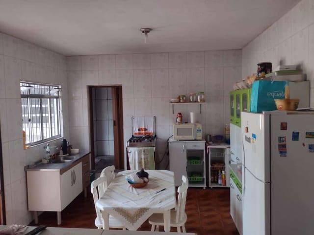 Casa com 252m² 5 quartos e 3 banheiros, à venda, no bairro Jardim Novo Embu em Embu das Artes