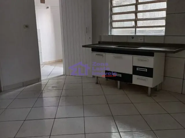 Casa com 100m² 1 quarto e 1 banheiro, para alugar, no bairro Jardim Fernandes em São Paulo
