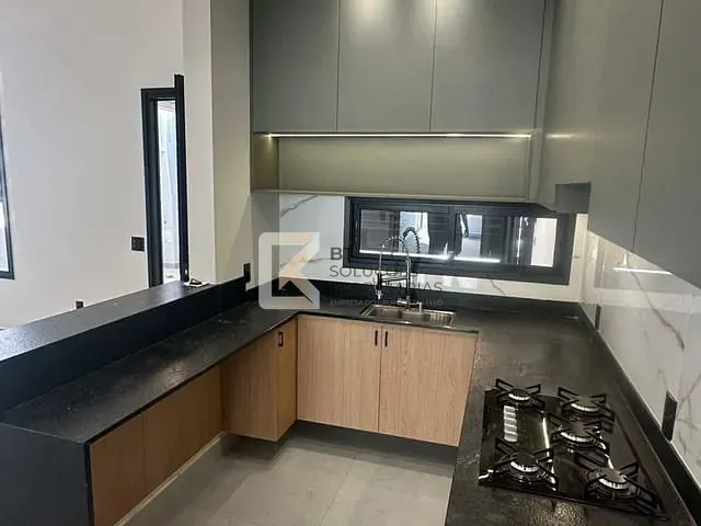 Casa com 150m² 2 quartos e 2 banheiros, à venda, no bairro Jardim Bom Sucesso em Indaiatuba