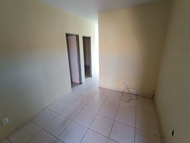 Foto do Casa - Casa com 2 dormitórios, 78 m² - venda por R$ 150.000,00 ou aluguel por R$ 703,75/mês - Jardim Copacabana - Uberaba/MG | ZUCATO IMOBILIARIA LTDA