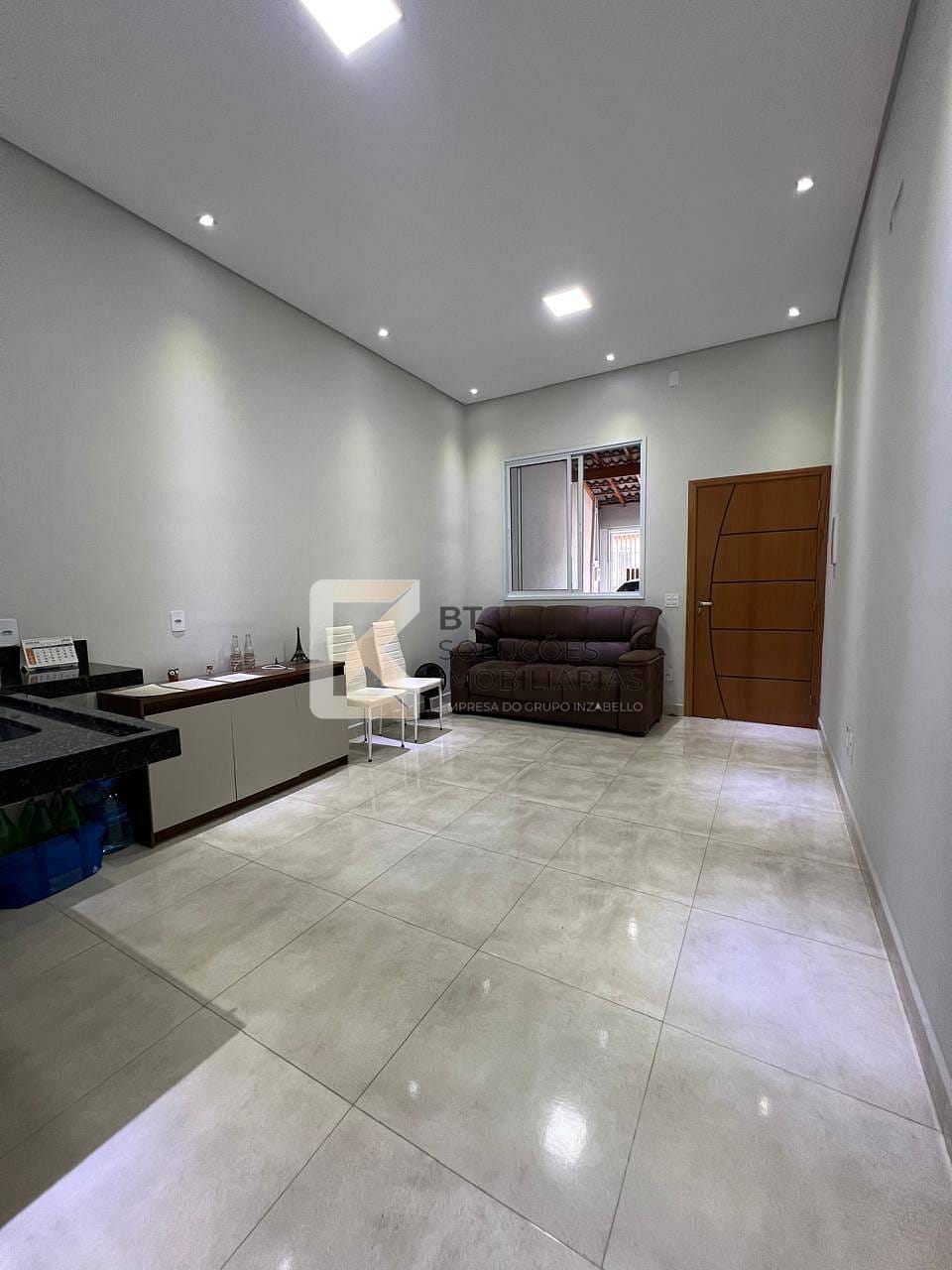 Casa, 2 quartos, 52 m² - Foto 1