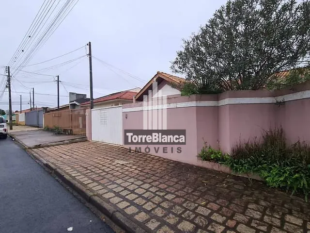 Casa com 316m² 4 quartos e 3 banheiros, à venda, no bairro Uvaranas em Ponta Grossa