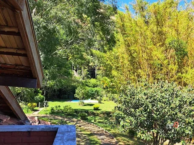 Casa com 2287m² 5 quartos e 2 banheiros, à venda, no bairro Centro em Petrópolis