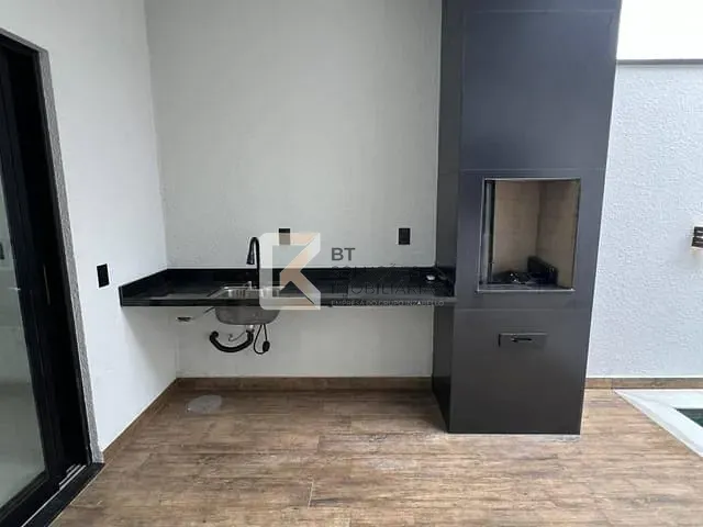 Casa com 150m² 3 quartos e 2 banheiros, à venda, no bairro Jardim Bom Sucesso em Indaiatuba