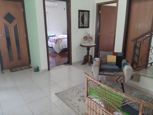Casa com 540m² 4 quartos e 2 banheiros, à venda, no bairro Urbanova em São José dos Campos