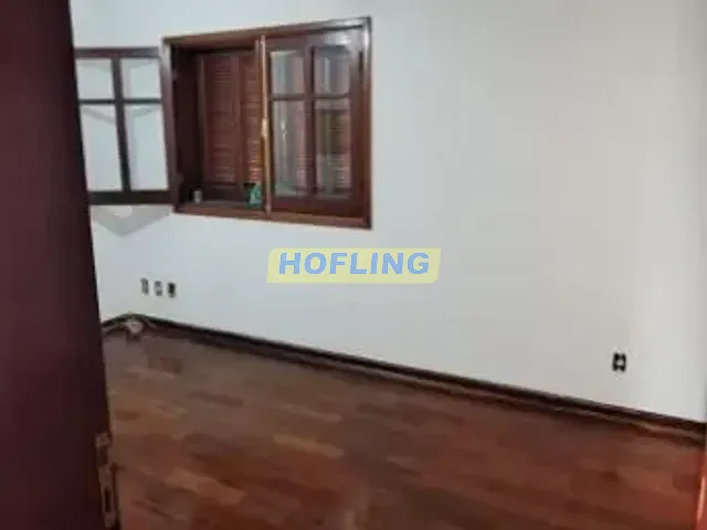 Casa com 400m² 5 quartos e 6 banheiros, à venda, no bairro Vila Santo Antônio em Rio Claro