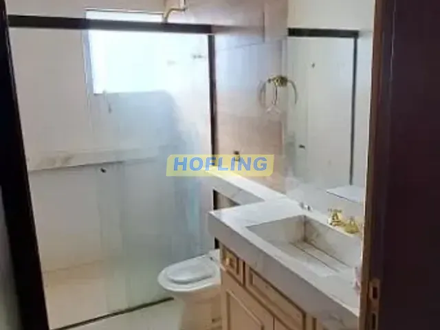 Casa com 400m² 5 quartos e 6 banheiros, à venda, no bairro Vila Santo Antônio em Rio Claro