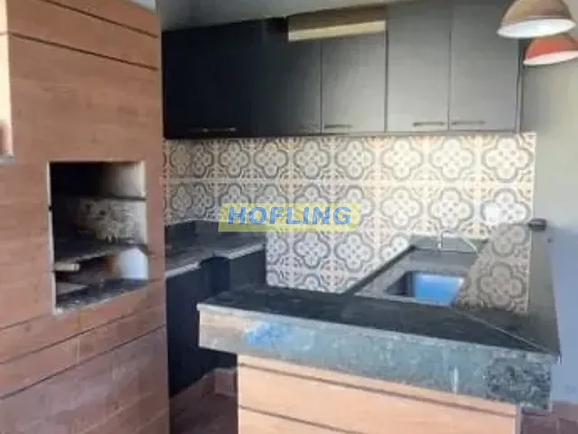 Casa com 400m² 5 quartos e 6 banheiros, à venda, no bairro Vila Santo Antônio em Rio Claro