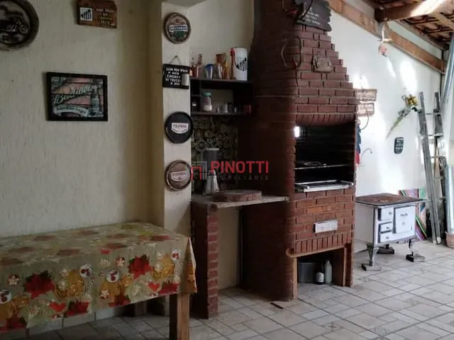 Casa 5 quartos e 3 banheiros, à venda, no bairro Jardim Hollywood em São Bernardo do Campo