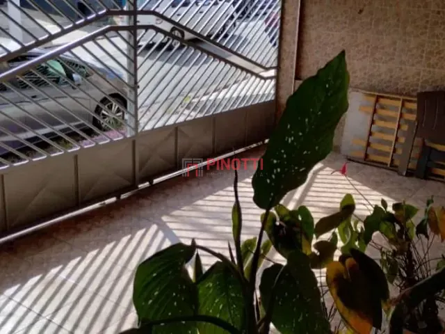 Casa 5 quartos e 3 banheiros, à venda, no bairro Jardim Hollywood em São Bernardo do Campo