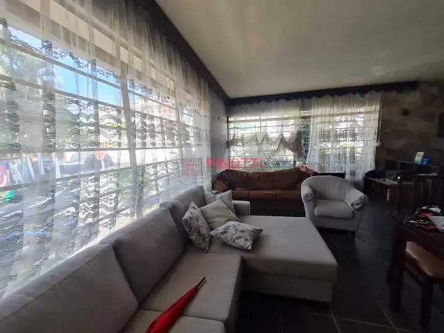 Casa 3 quartos e 4 banheiros, à venda, no bairro Jardim Nova Petrópolis em São Bernardo do Campo