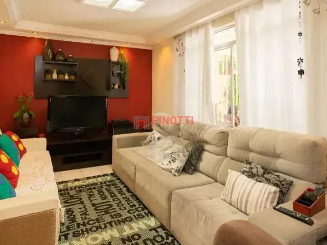 Casa 3 quartos e 3 banheiros, à venda, no bairro Vila Jerusalém em São Bernardo do Campo