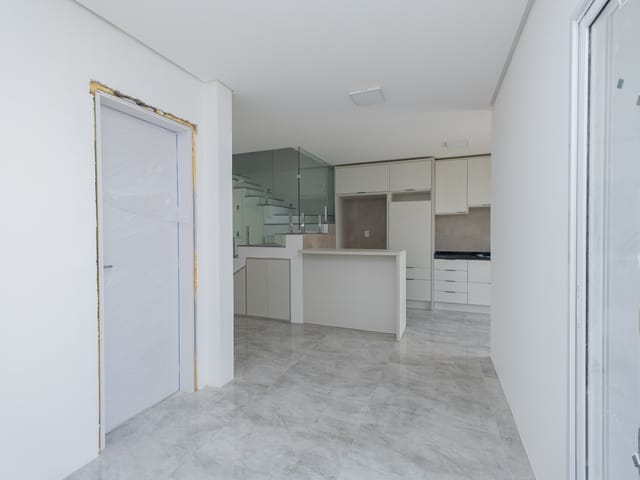 Casa 3 quartos e 3 banheiros, à venda, no bairro Três Vendas em Pelotas