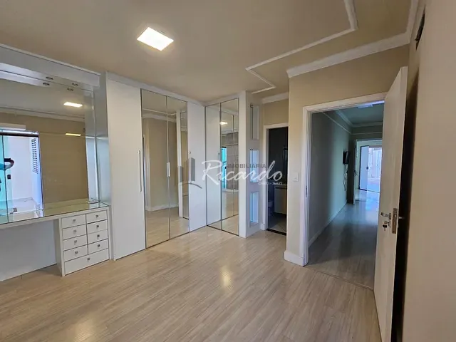 Casa com 175m² 3 quartos e 2 banheiros, à venda, no bairro Jardim Panorama em Arapongas