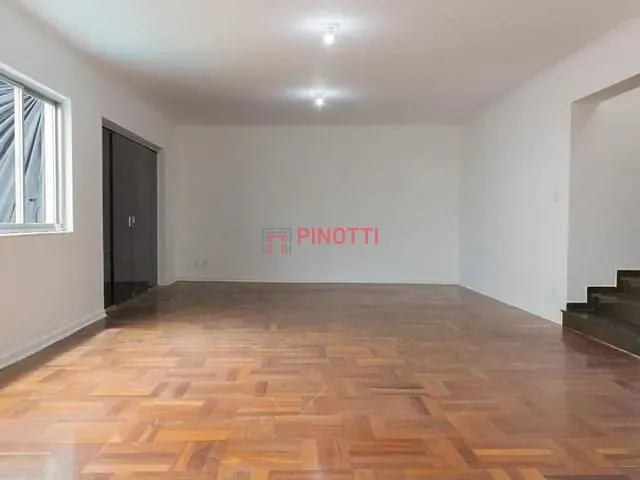 Casa 5 quartos e 5 banheiros, à venda, no bairro Nova Petrópolis em São Bernardo do Campo