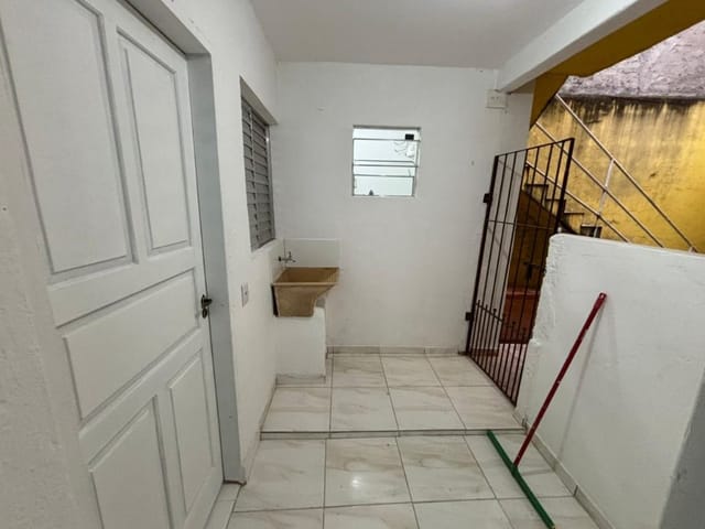 Casa com 65m² 1 quarto e 1 banheiro, para alugar, no bairro Jardim Boa Vista (Zona Oeste) em São Paulo