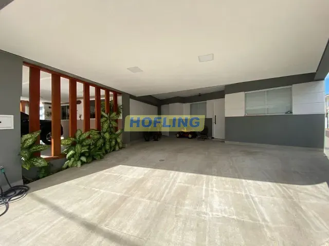 Casa com 228m² 3 quartos e 2 banheiros, à venda, no bairro Centro em Santa Gertrudes
