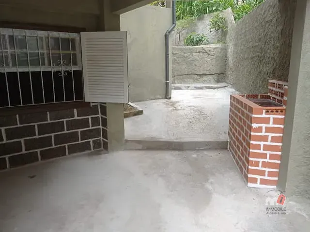 Casa 3 quartos e 2 banheiros, à venda, no bairro Quissama em Petrópolis