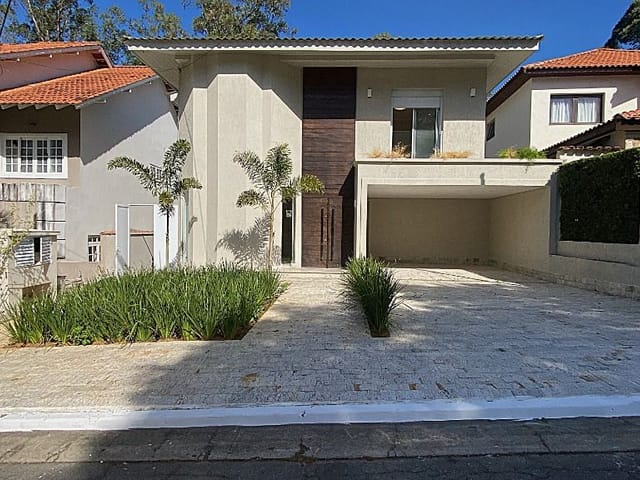 Casa com 360m² 4 quartos e 6 banheiros, à venda, no bairro Residencial Cinco (Alphaville) em Santana de Parnaíba