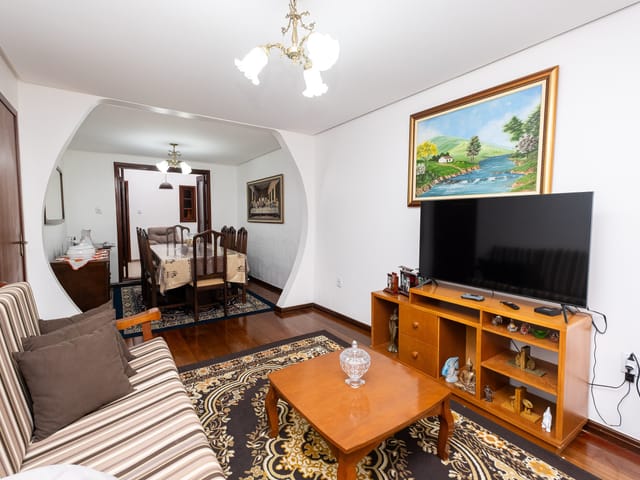 Casa 3 quartos e 3 banheiros, à venda, no bairro Areal em Pelotas