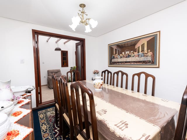 Casa 3 quartos e 3 banheiros, à venda, no bairro Areal em Pelotas