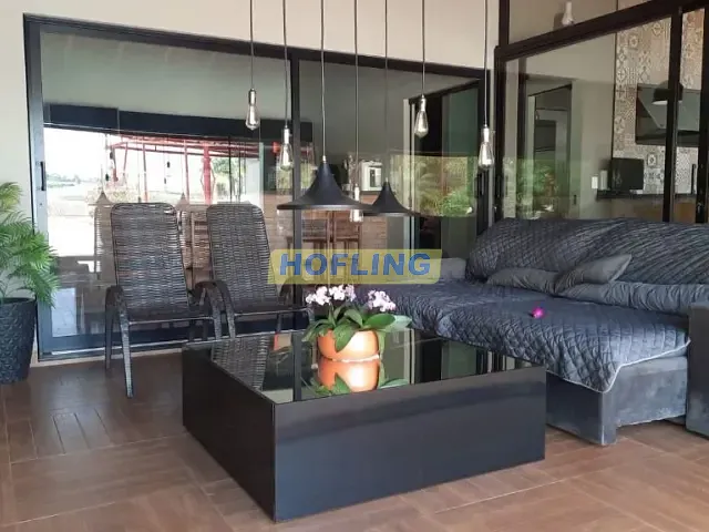 Casa com 1100m² 2 quartos e 4 banheiros, à venda, no bairro Residencial Florença em Rio Claro