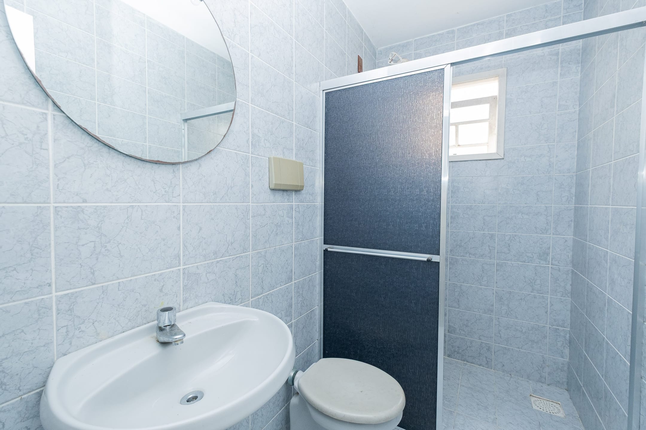 Casa à venda no Areal, Pelotas - 324 m², 3 quartos (sendo 1 suíte), cozinha planejada, lareira, área gourmet com piscina e garagem. - 15