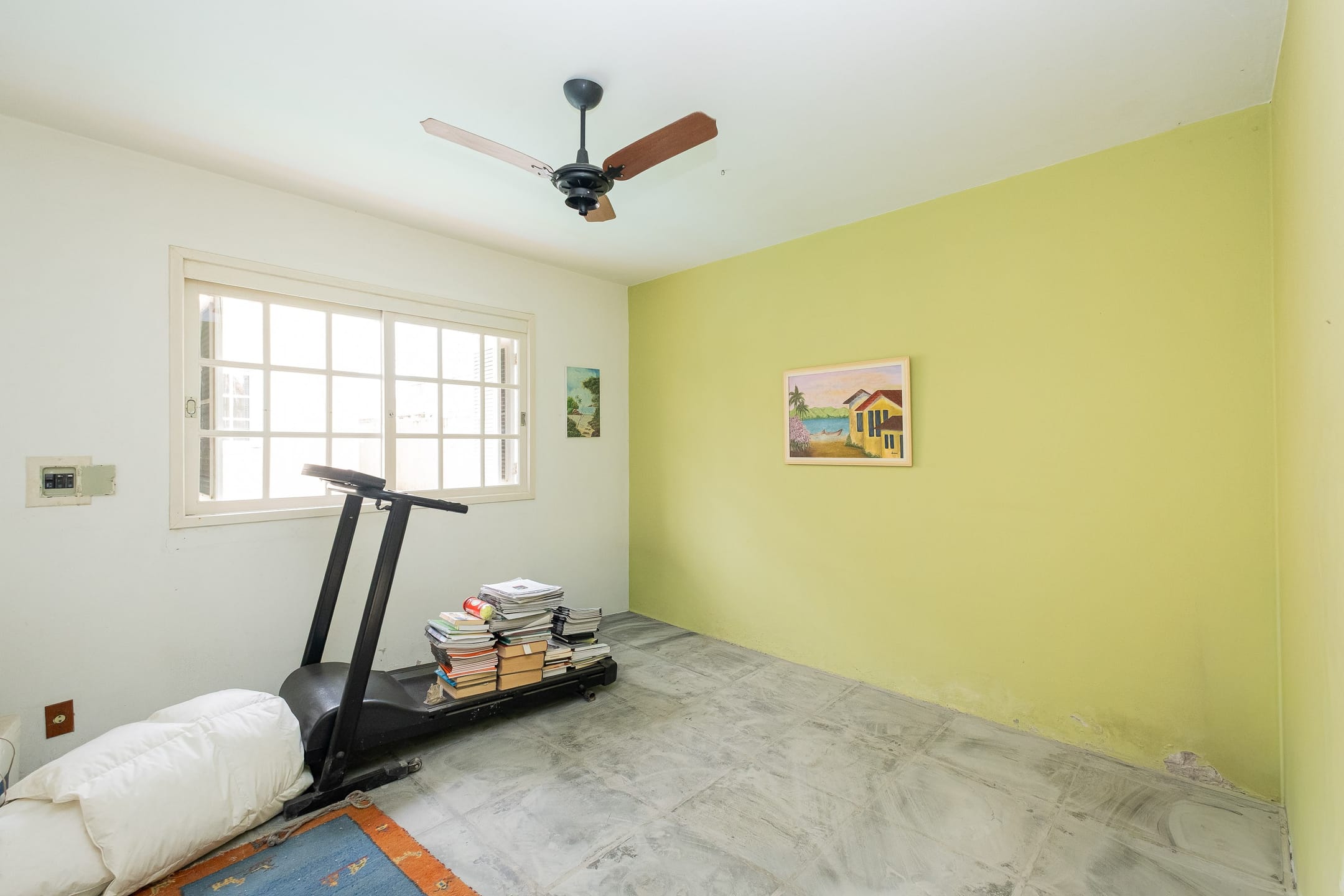 Casa à venda no Areal, Pelotas - 324 m², 3 quartos (sendo 1 suíte), cozinha planejada, lareira, área gourmet com piscina e garagem. - 16