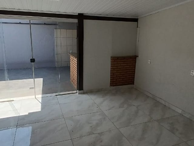 Foto do Casa - Casa com 3 dormitórios para alugar, 175 m² por R$ 2.558,93/mês - Conjunto Umuarama - Uberaba/MG | ZUCATO IMOBILIARIA LTDA